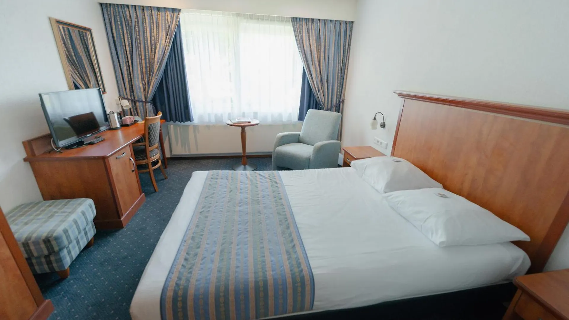 Boutique Hotel Herbergh Amsterdam Airport Free Parking Badhoevedorp