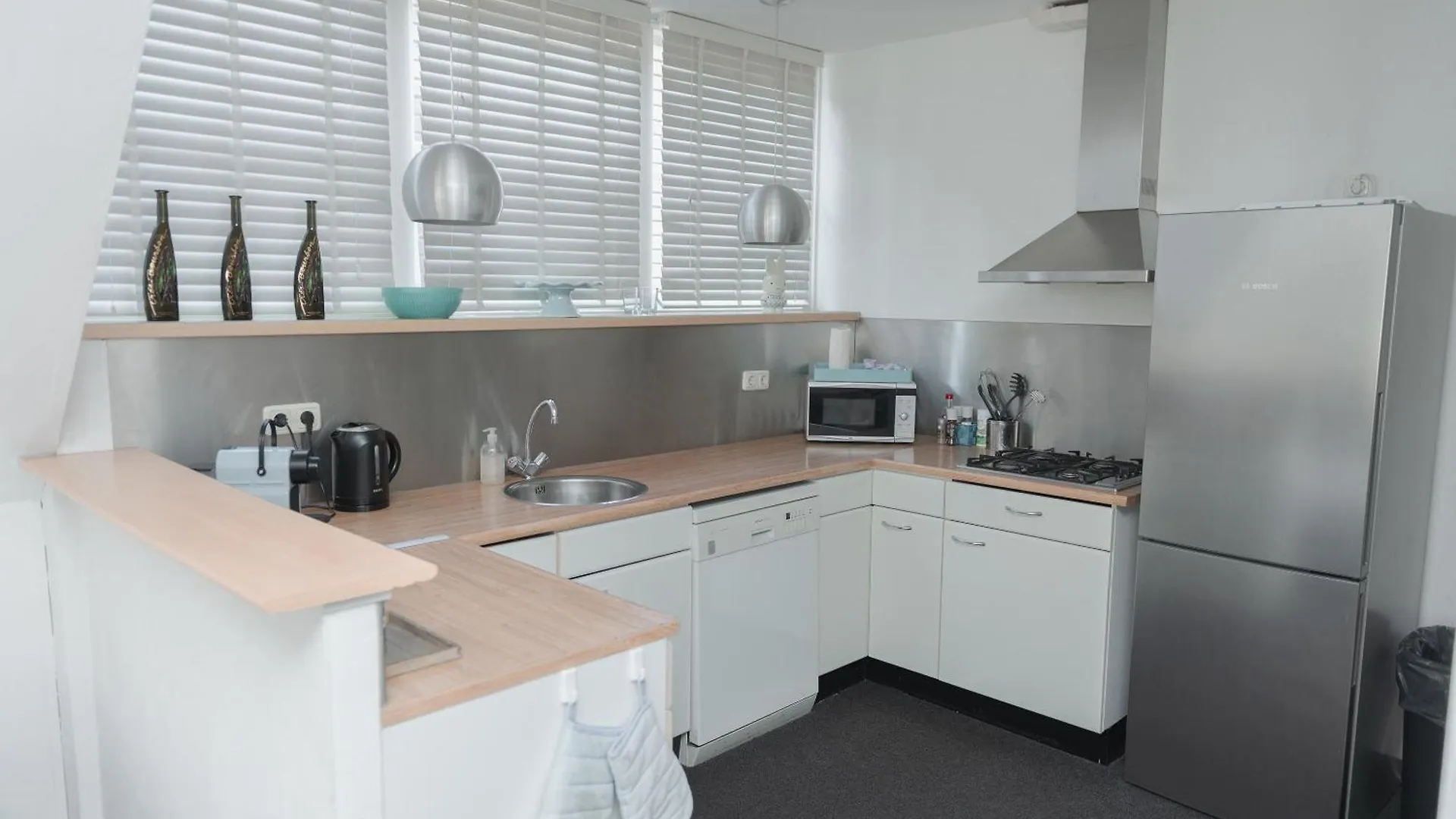 Boutique Hotel Herbergh Amsterdam Airport Free Parking Badhoevedorp
