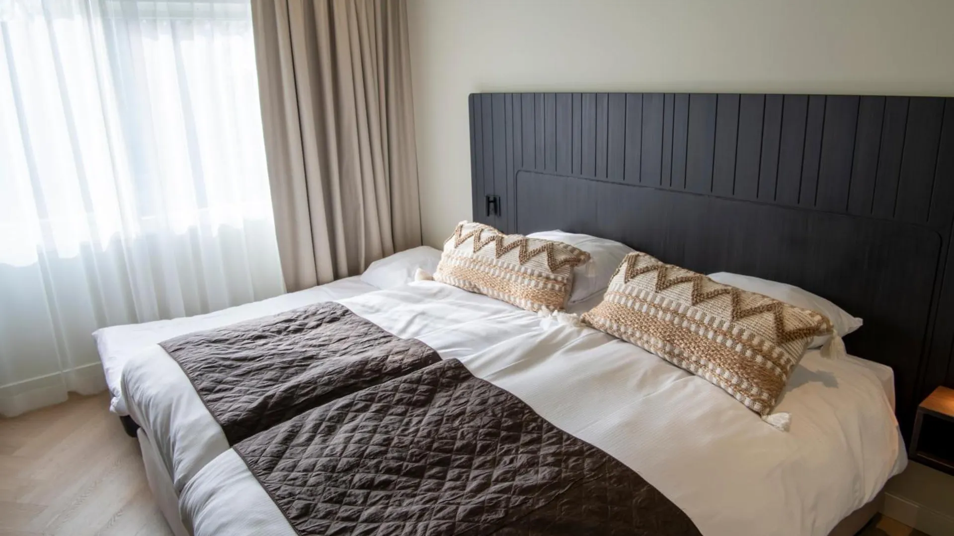 Boutique Hotel Herbergh Amsterdam Airport Free Parking Badhoevedorp 3*,