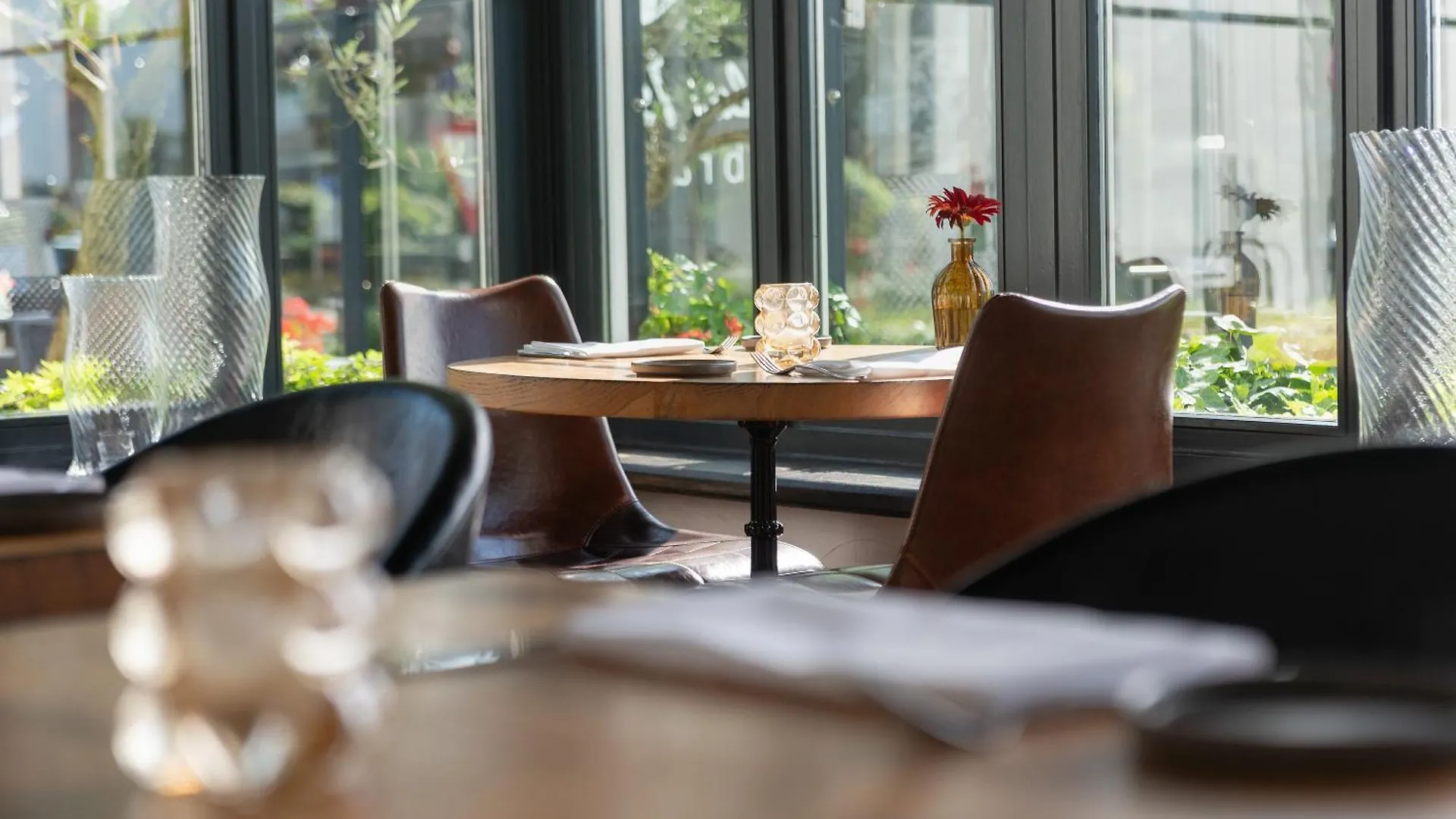 ***  Boutique Hotel Herbergh Amsterdam Airport Free Parking Badhoevedorp Netherlands
