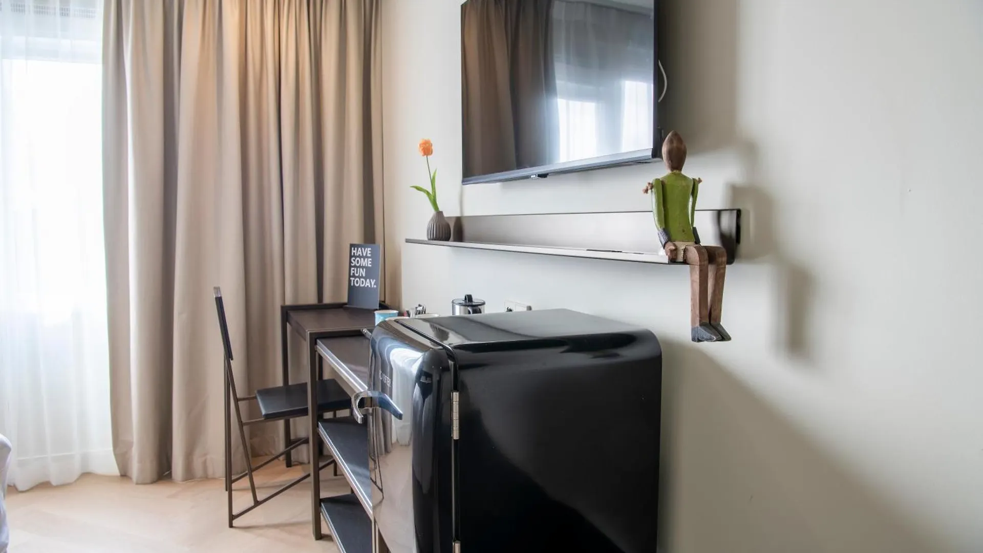 Boutique Hotel Herbergh Amsterdam Airport Free Parking Badhoevedorp