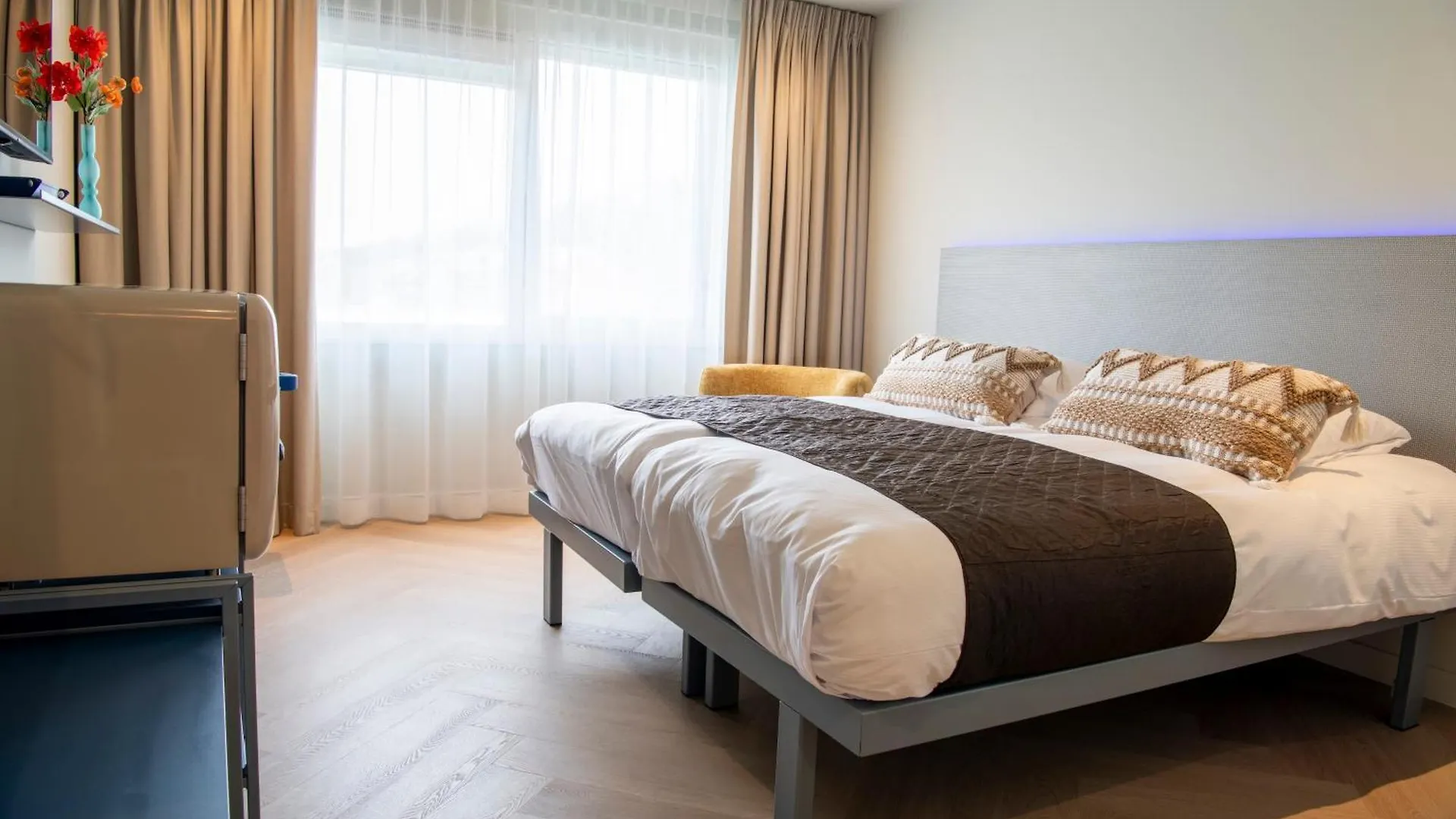 Boutique Hotel Herbergh Amsterdam Airport Free Parking Badhoevedorp 3*,  Netherlands